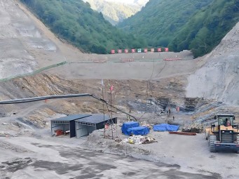 安巖物聯(lián)為甘肅宕昌縣城區(qū)飲用水源地水庫建設(shè)項目（缸溝水庫）提供大壩安全監(jiān)測儀器安裝和施工期觀測服務(wù)